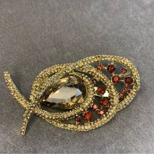 Bronze gold crystal rhinestone brooch pin